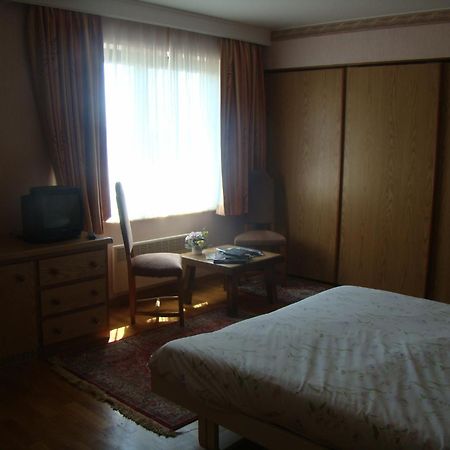 Hotel Restaurant N 4 마르테란제 외부 사진