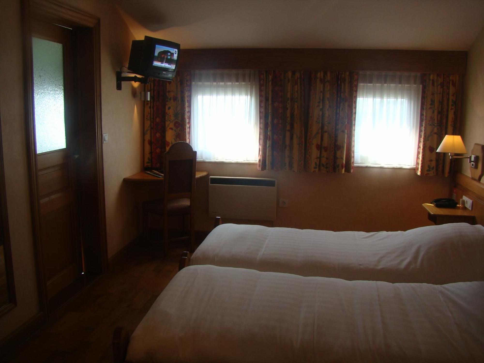 Hotel Restaurant N 4 마르테란제 외부 사진